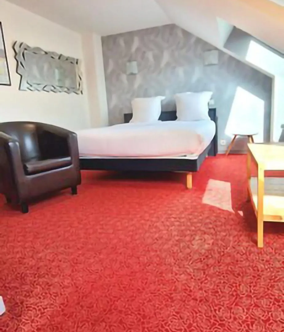 Brit Hotel Essentiel Pontivy Robic 2*,  Frankrijk